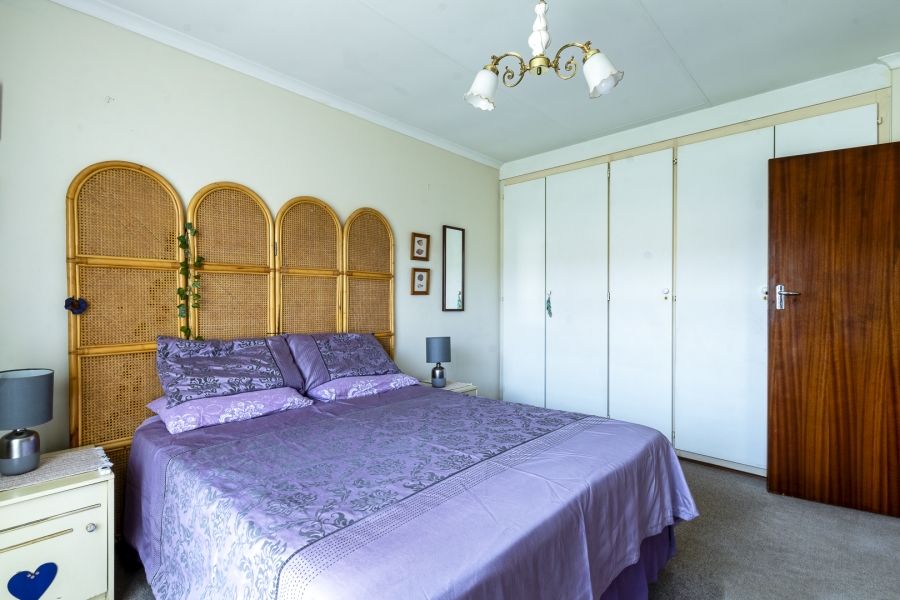 2 Bedroom Property for Sale in Die Wilgers Gauteng