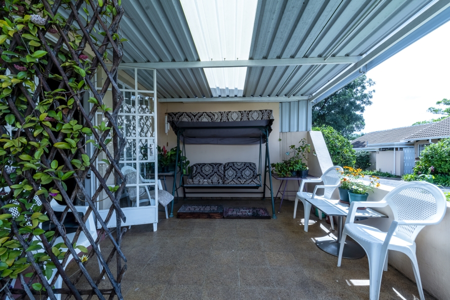 2 Bedroom Property for Sale in Die Wilgers Gauteng