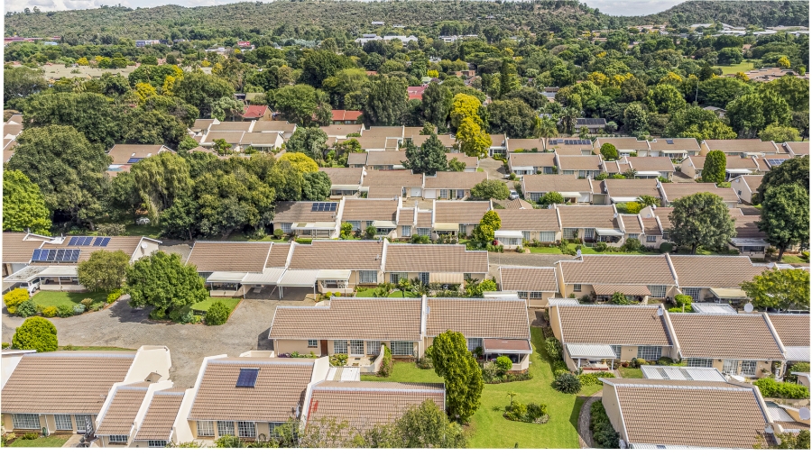 2 Bedroom Property for Sale in Die Wilgers Gauteng