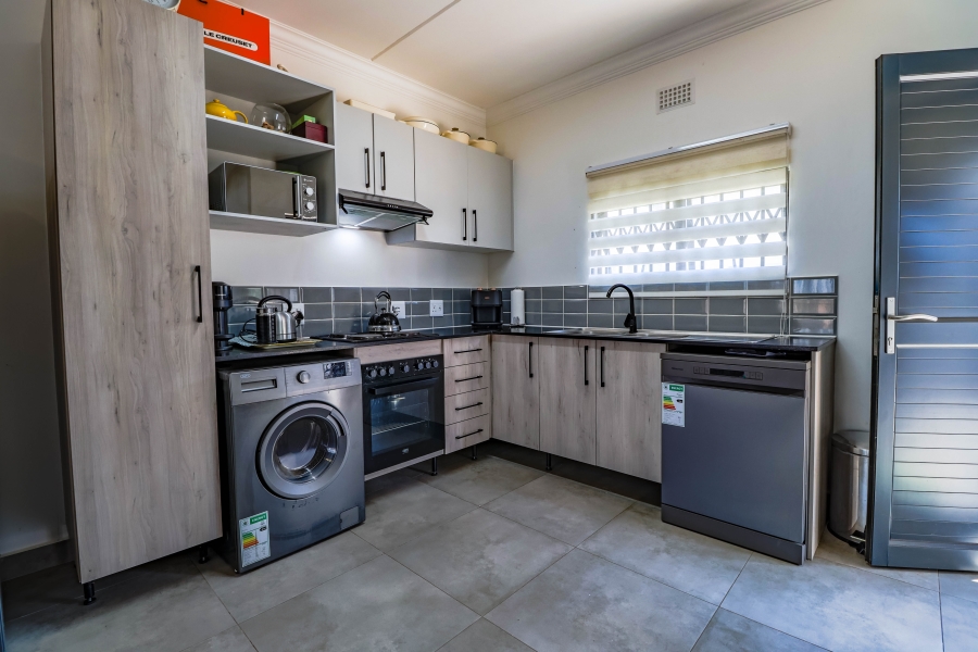 3 Bedroom Property for Sale in Thatchfield Estate Gauteng