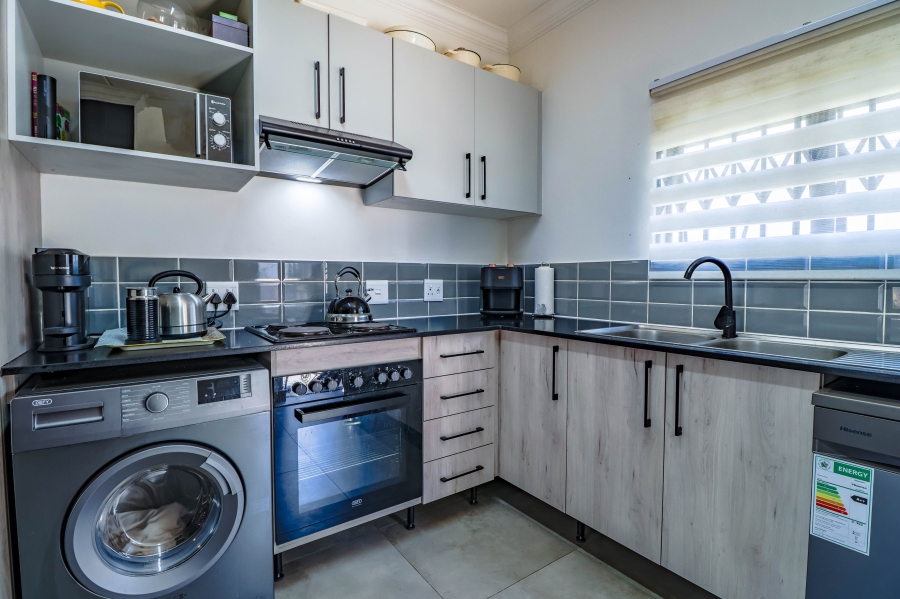 3 Bedroom Property for Sale in Thatchfield Estate Gauteng