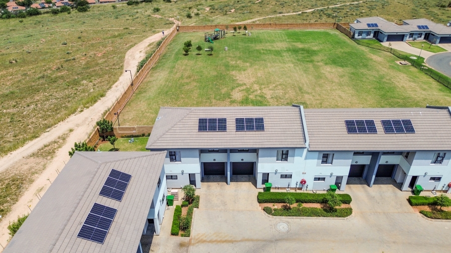 3 Bedroom Property for Sale in Thatchfield Estate Gauteng