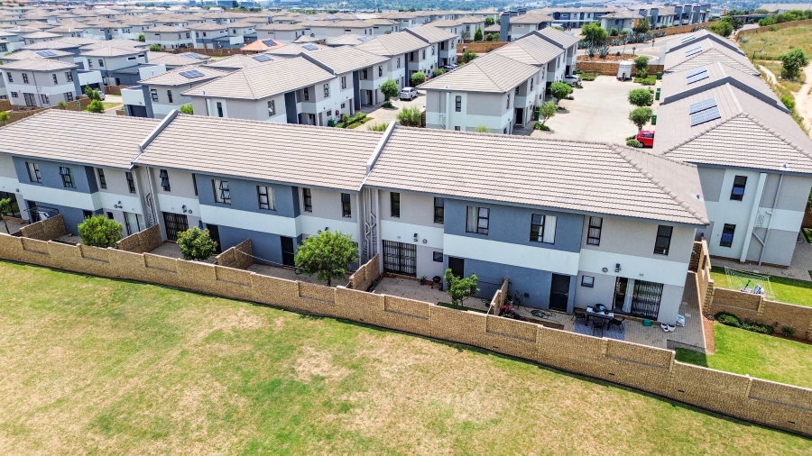 3 Bedroom Property for Sale in Thatchfield Estate Gauteng