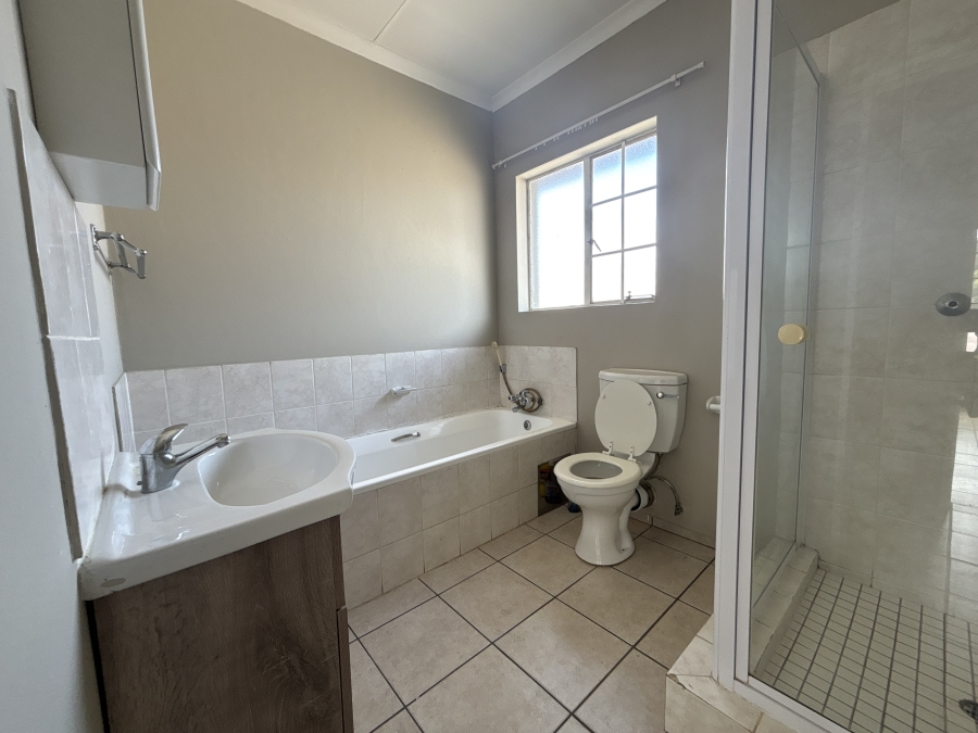 2 Bedroom Property for Sale in Rynfield Gauteng