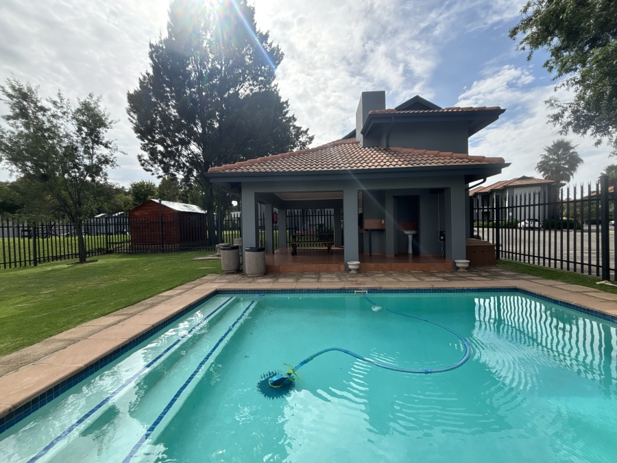 2 Bedroom Property for Sale in Rynfield Gauteng