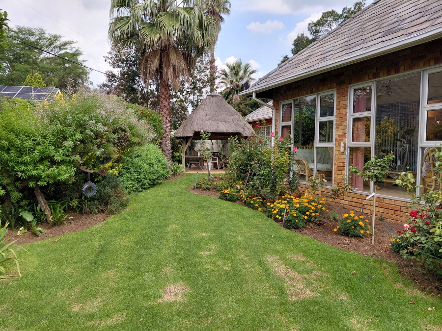 3 Bedroom Property for Sale in Dowerglen Ext 2 Gauteng