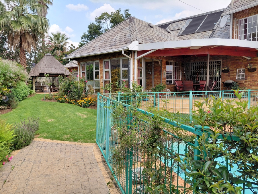 3 Bedroom Property for Sale in Dowerglen Ext 2 Gauteng