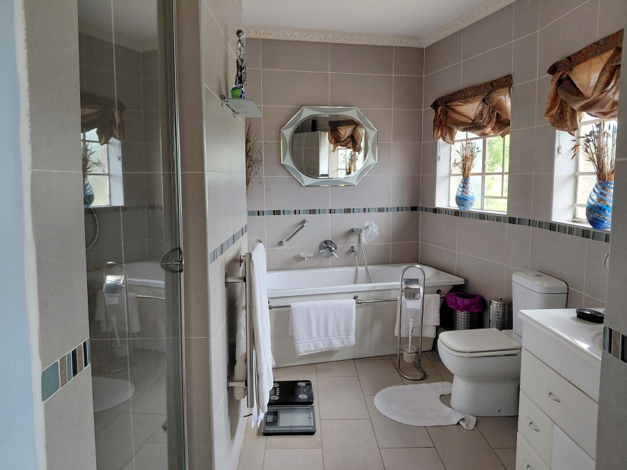 3 Bedroom Property for Sale in Dowerglen Ext 2 Gauteng