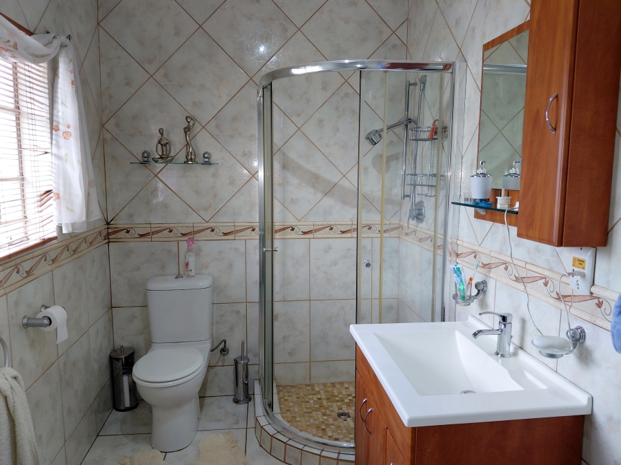 3 Bedroom Property for Sale in Dowerglen Ext 2 Gauteng