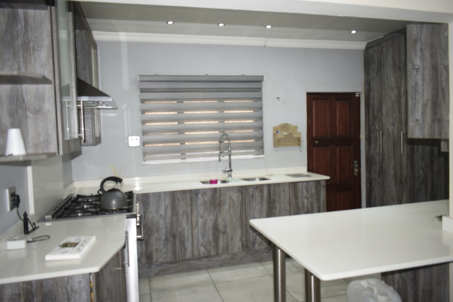 3 Bedroom Property for Sale in Comet Gauteng