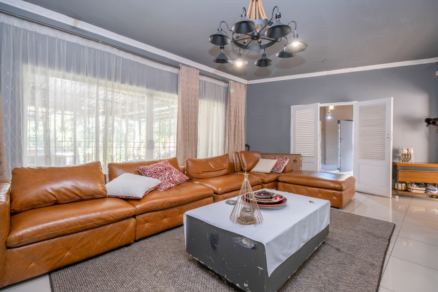 5 Bedroom Property for Sale in Bramley North Gauteng