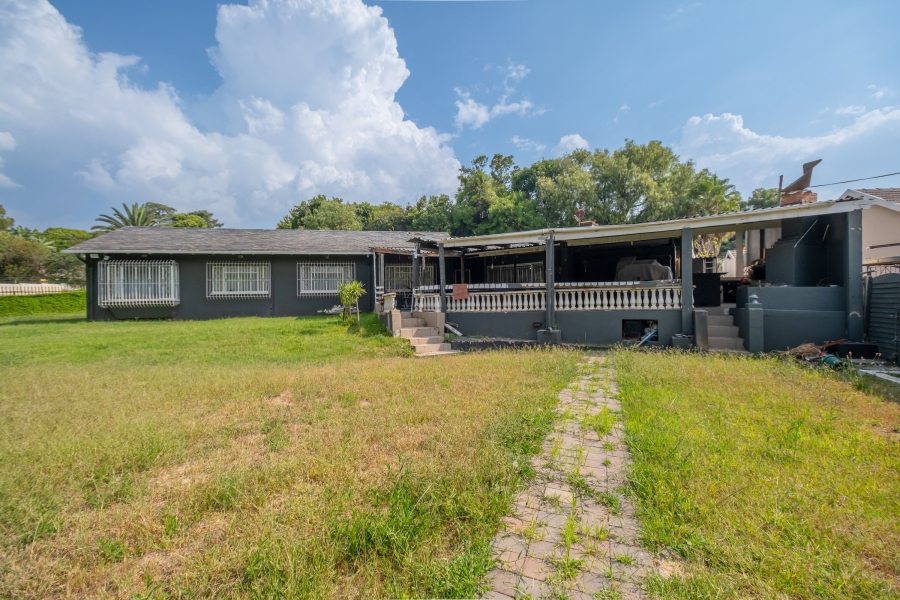 5 Bedroom Property for Sale in Bramley North Gauteng