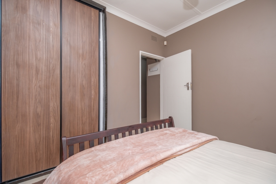 4 Bedroom Property for Sale in Robertsham Gauteng