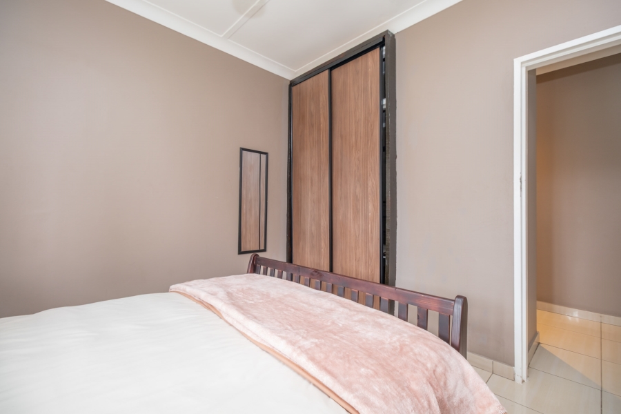 4 Bedroom Property for Sale in Robertsham Gauteng