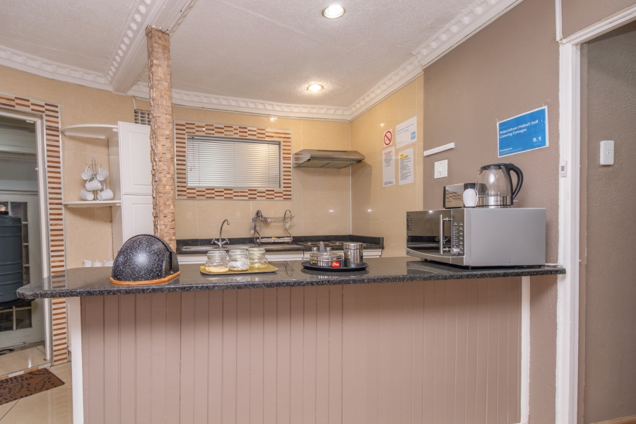 4 Bedroom Property for Sale in Robertsham Gauteng