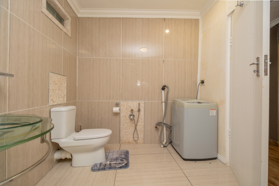 4 Bedroom Property for Sale in Robertsham Gauteng