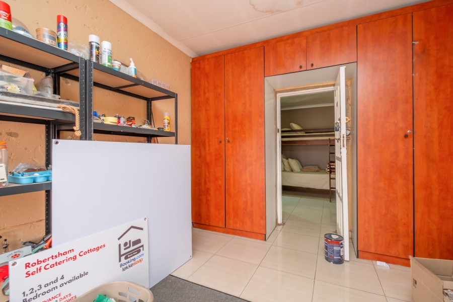 4 Bedroom Property for Sale in Robertsham Gauteng