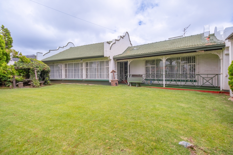 4 Bedroom Property for Sale in Robertsham Gauteng