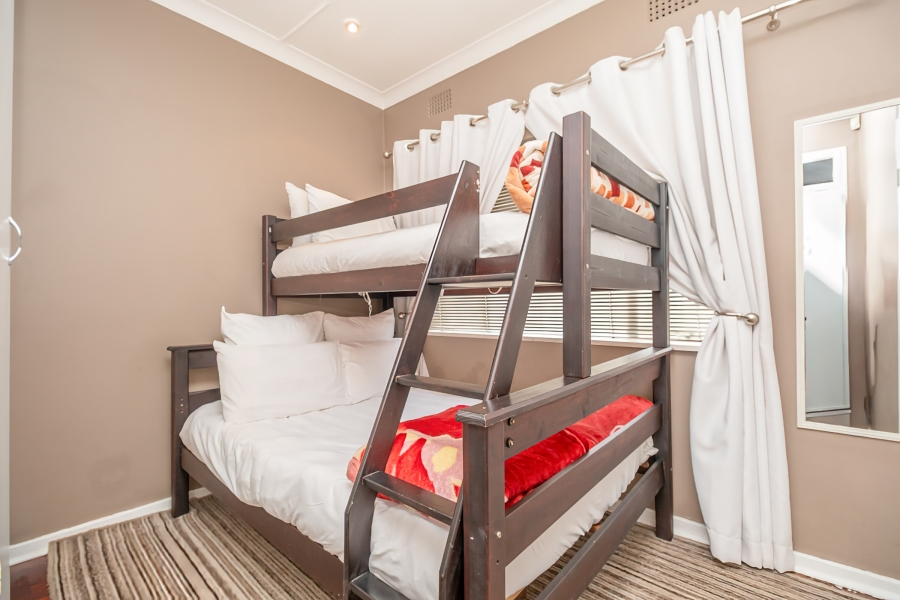 4 Bedroom Property for Sale in Robertsham Gauteng