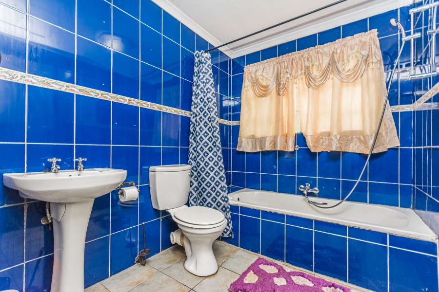 4 Bedroom Property for Sale in Florida Gauteng