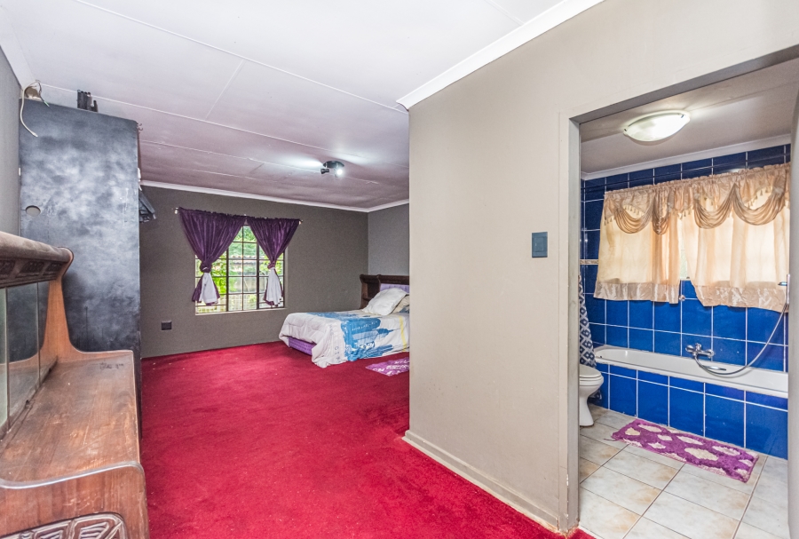 4 Bedroom Property for Sale in Florida Gauteng