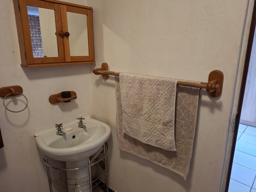 To Let 1 Bedroom Property for Rent in Montana Park Gauteng