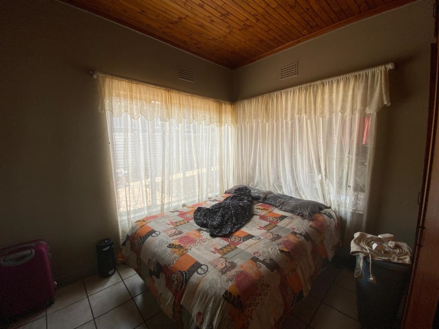 4 Bedroom Property for Sale in Vanderbijlpark CW 5 Gauteng