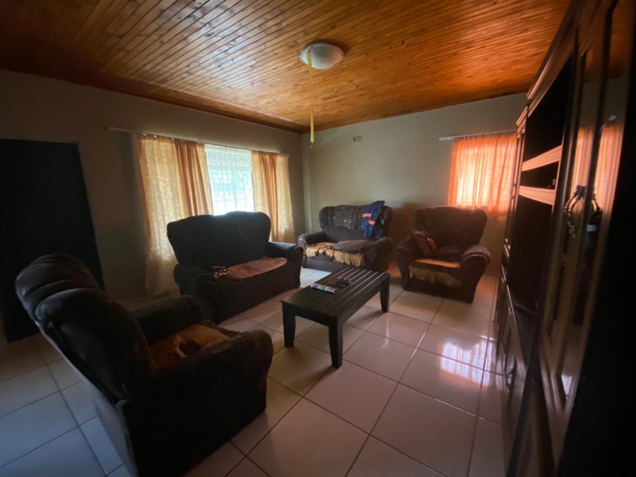 4 Bedroom Property for Sale in Vanderbijlpark CW 5 Gauteng