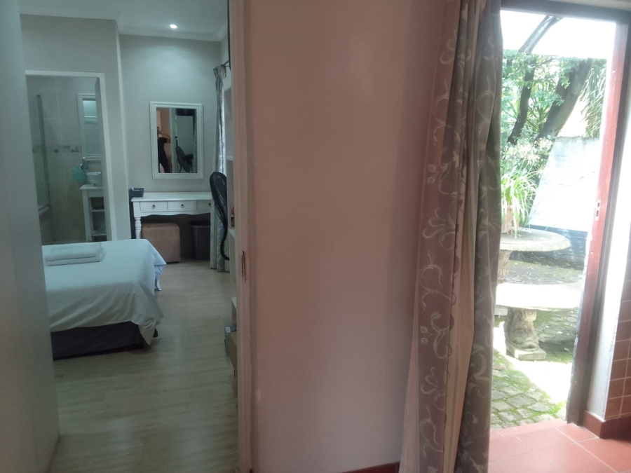 To Let 1 Bedroom Property for Rent in Paulshof Gauteng