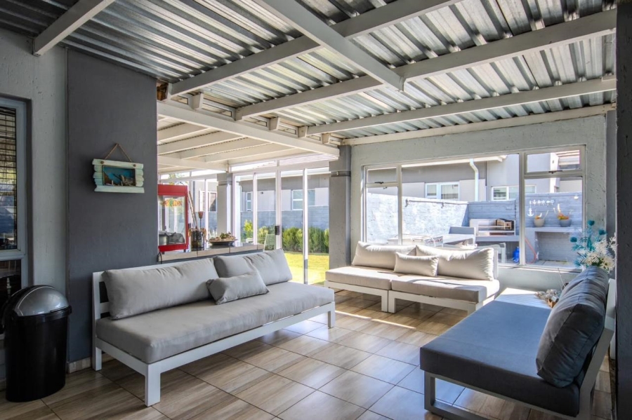 4 Bedroom Property for Sale in Vaal Marina Gauteng