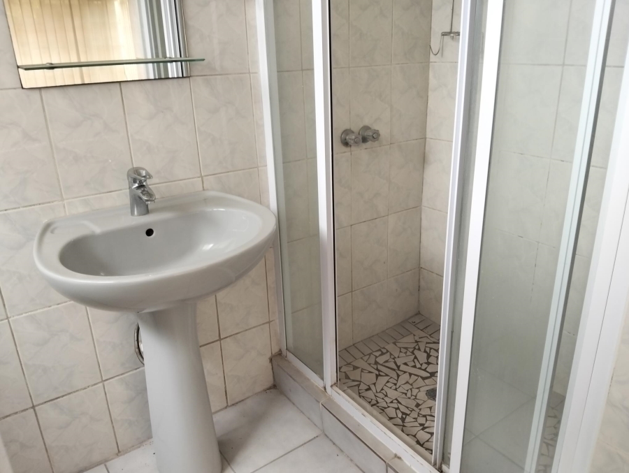 4 Bedroom Property for Sale in Garsfontein Gauteng