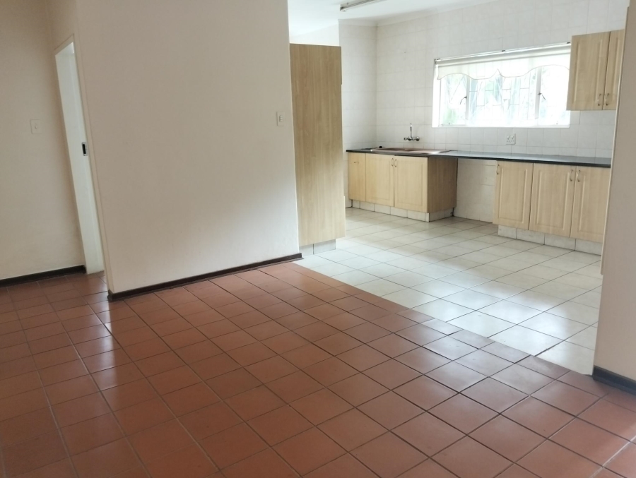 4 Bedroom Property for Sale in Garsfontein Gauteng