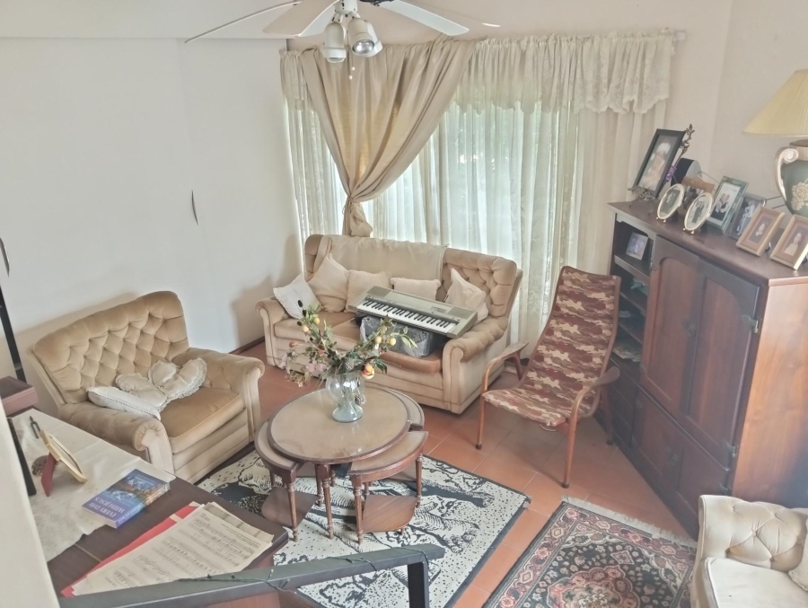 4 Bedroom Property for Sale in Garsfontein Gauteng