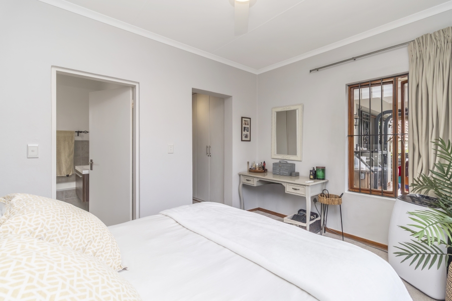 2 Bedroom Property for Sale in Paulshof Gauteng