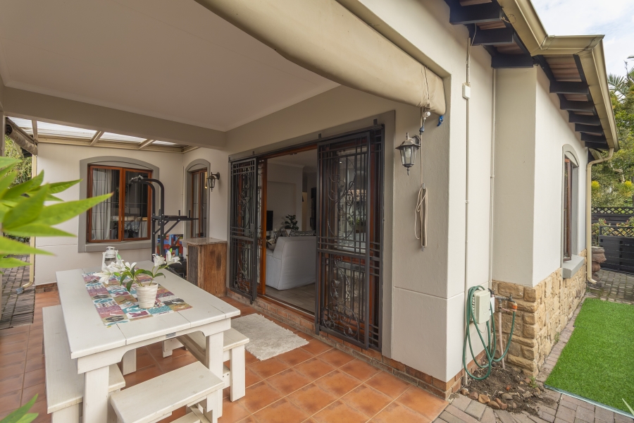 2 Bedroom Property for Sale in Paulshof Gauteng