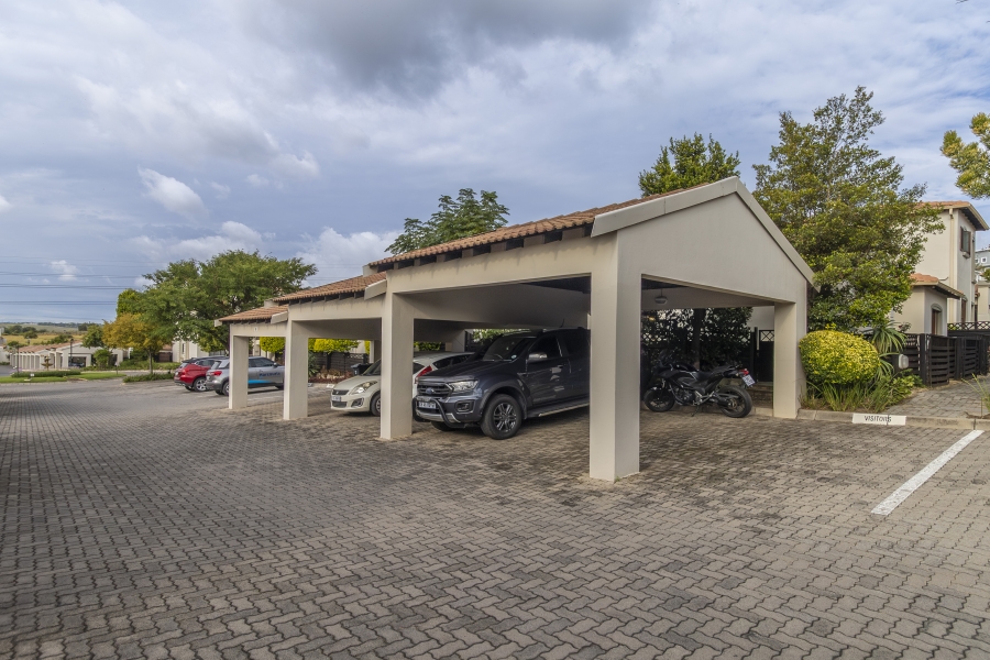 2 Bedroom Property for Sale in Paulshof Gauteng