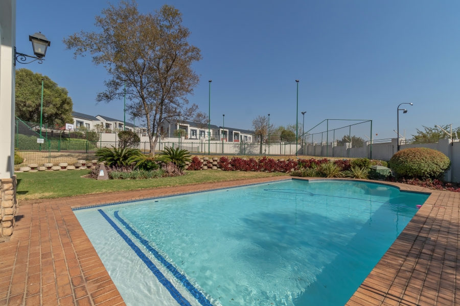 2 Bedroom Property for Sale in Paulshof Gauteng