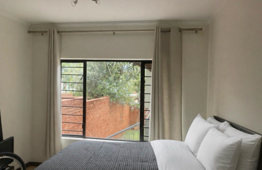 To Let 2 Bedroom Property for Rent in Greenstone Hill Gauteng