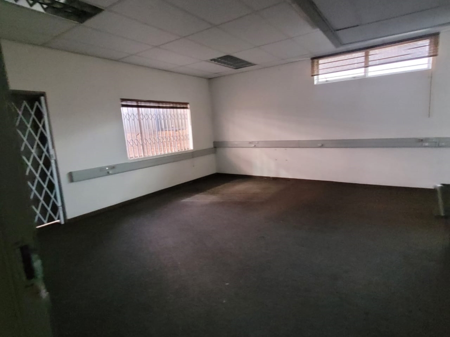 To Let commercial Property for Rent in Clayville East Gauteng