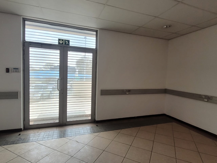 To Let commercial Property for Rent in Clayville East Gauteng
