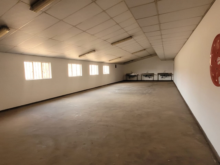 To Let commercial Property for Rent in Clayville East Gauteng
