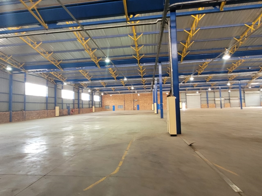 To Let commercial Property for Rent in Clayville East Gauteng