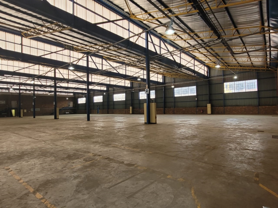 To Let commercial Property for Rent in Clayville East Gauteng