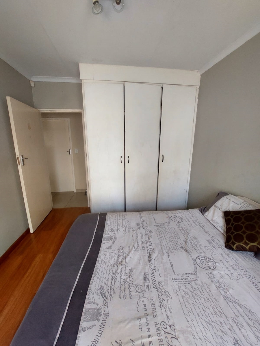 To Let 3 Bedroom Property for Rent in Ridgeway Gauteng