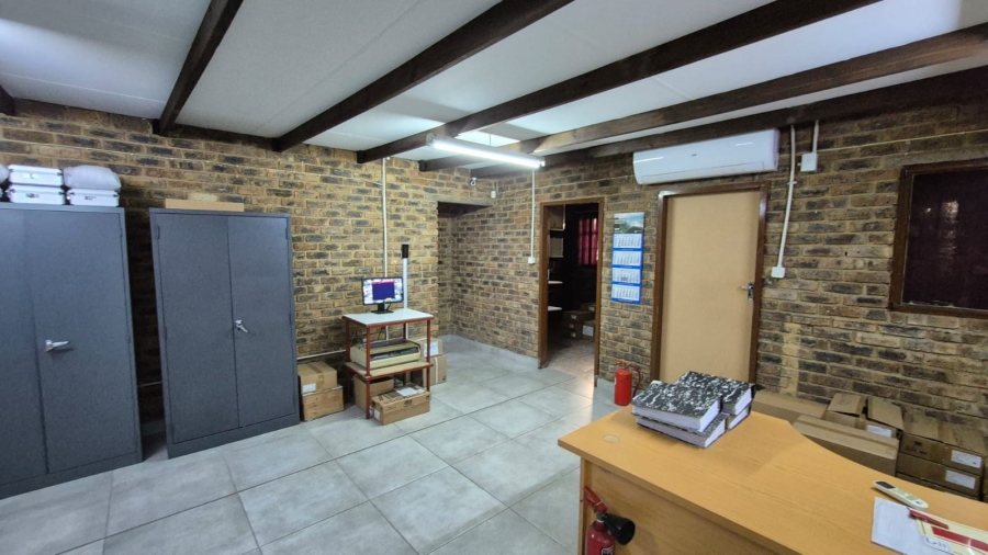 To Let commercial Property for Rent in Silvertondale Gauteng