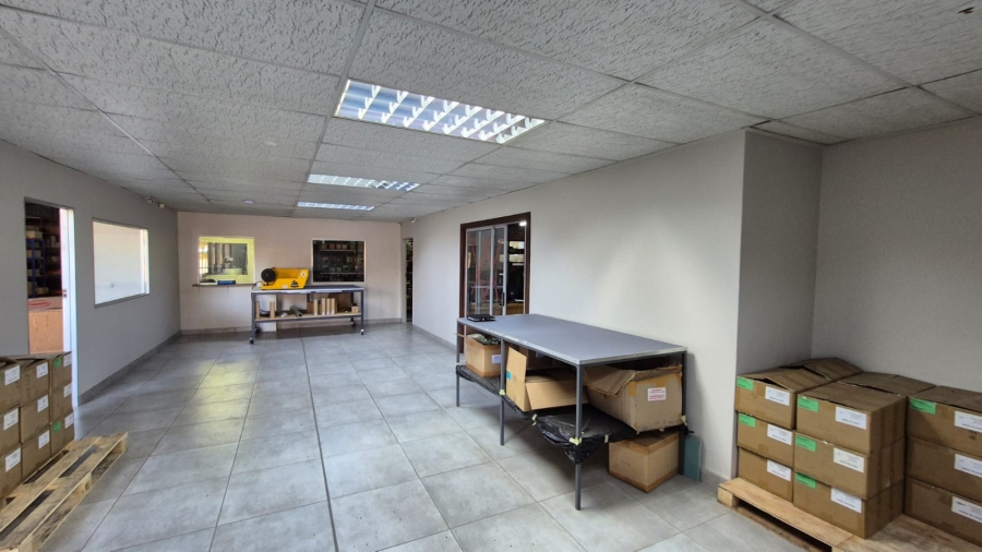 To Let commercial Property for Rent in Silvertondale Gauteng