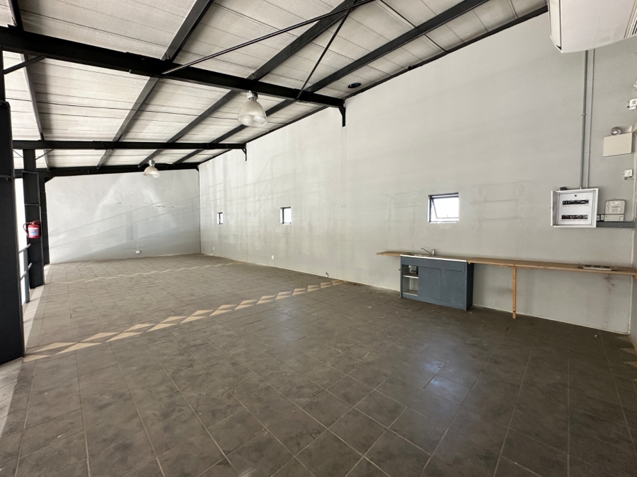 To Let commercial Property for Rent in Louwlardia Gauteng