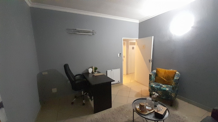 To Let commercial Property for Rent in Groenkloof Gauteng