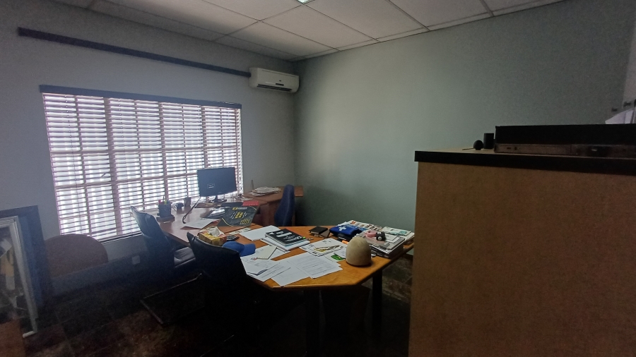 To Let commercial Property for Rent in Sybrand Van Niekerk Park Gauteng