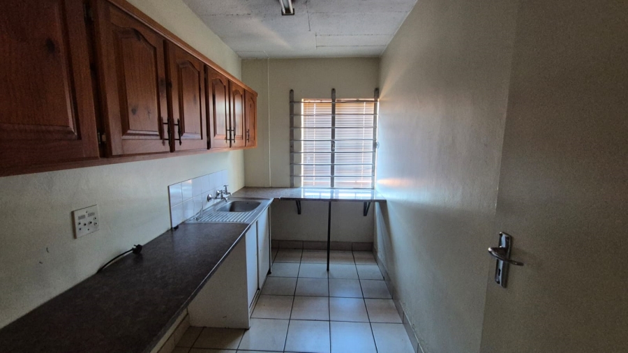 To Let commercial Property for Rent in Silvertondale Gauteng